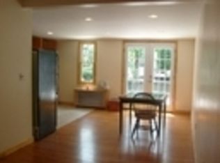 384 11th St, Brooklyn, NY 11215