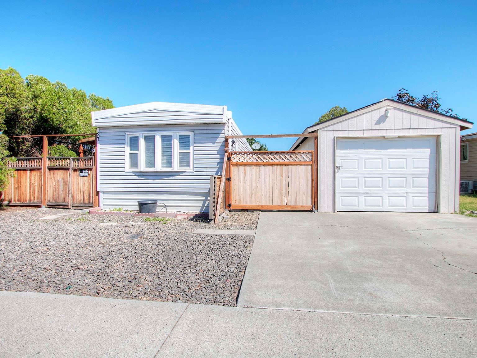 2105 N Steptoe St TRAILER 27, Kennewick, WA 99336 Zillow