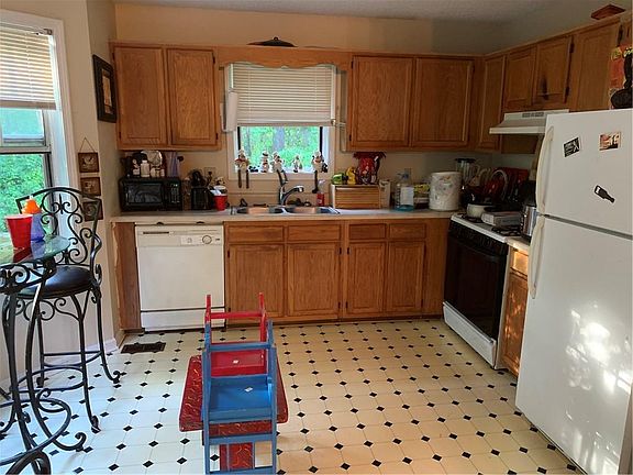 5th image of 1771 Independence Dr