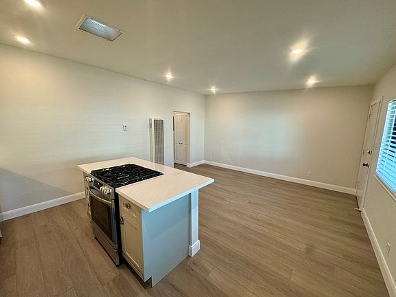 4th image of 3654 S Centinela Ave APT 9