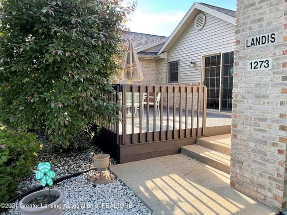 3rd image of 1273 Emerald Dr #32