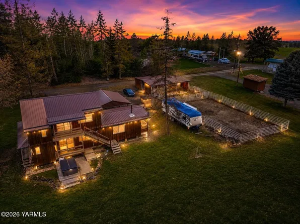 51 Deer Meadow Ln, Naches, WA 98937