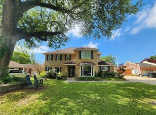 106 Brentwood Dr, Belle Chasse, LA 70037