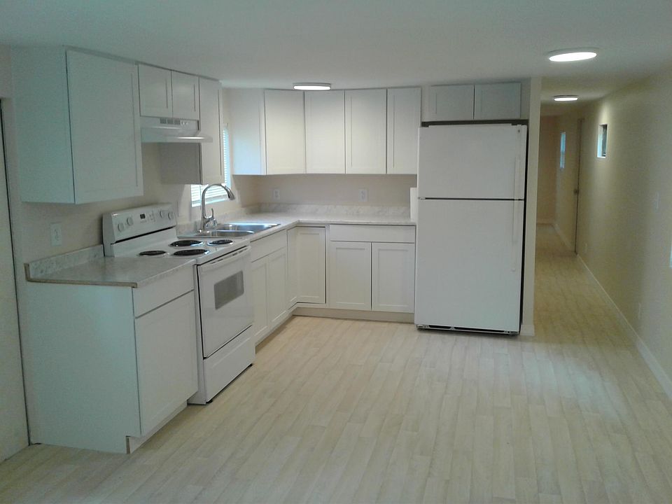 1st image of 11350 SE 44th Ave