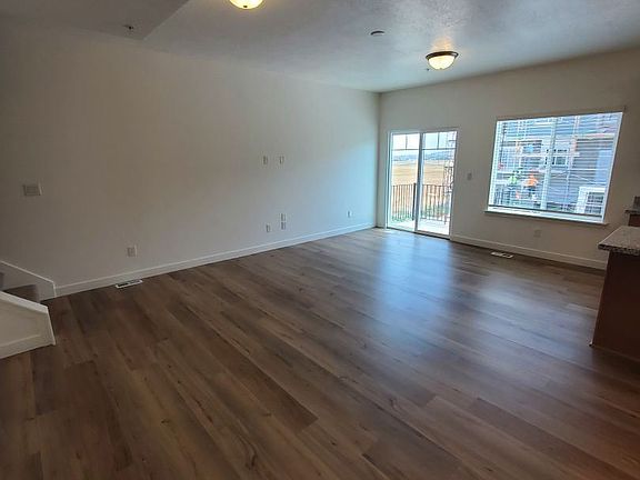 5th image of 4204 W Gunlock Ct