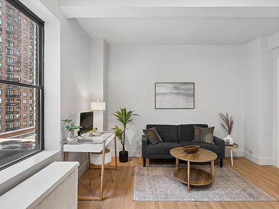 3rd image of 321 E 54th St APT 9H