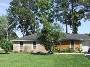 114 Hermitage Dr, Richmond Hill, GA 31324