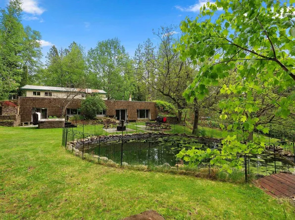 272 Hidden Spring Rd, Sandpoint, ID 83864