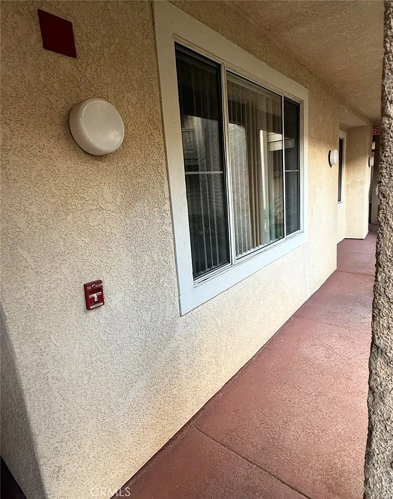 2 bed, 1027 sqft, $2,800 — Photo 3