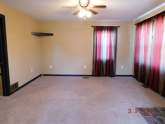 5th image of 2602 W 3rd St