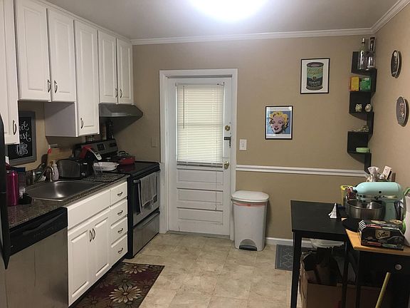 3rd image of 120 E Miller St APT 8