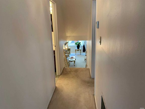 5th image of 208-33 15th Dr