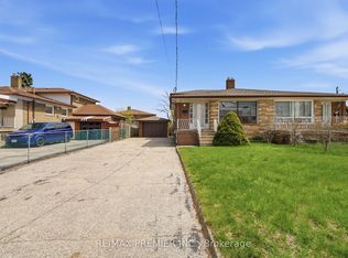 55 Plunkett Rd, Toronto, ON M9L 2J4