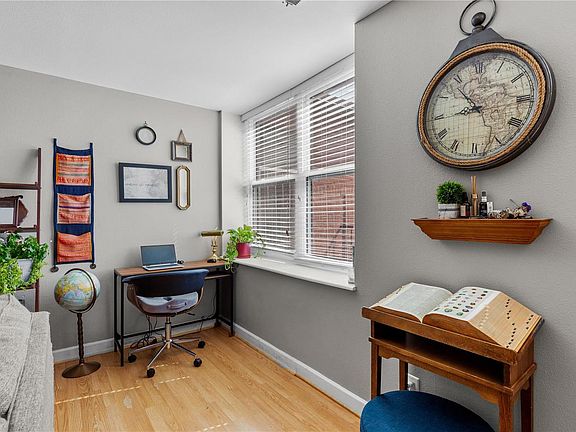 5th image of 5696 Kingsbury Ave #409
