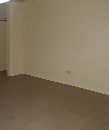 4th image of 5640 S Kedzie Ave APT 8