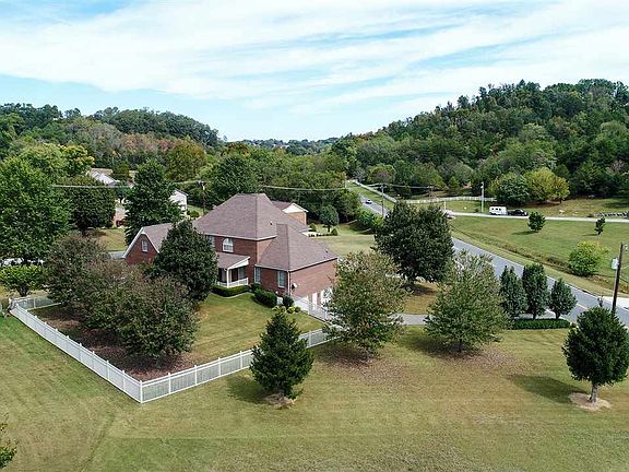 2nd image of 1575 Wiley Blount Dr