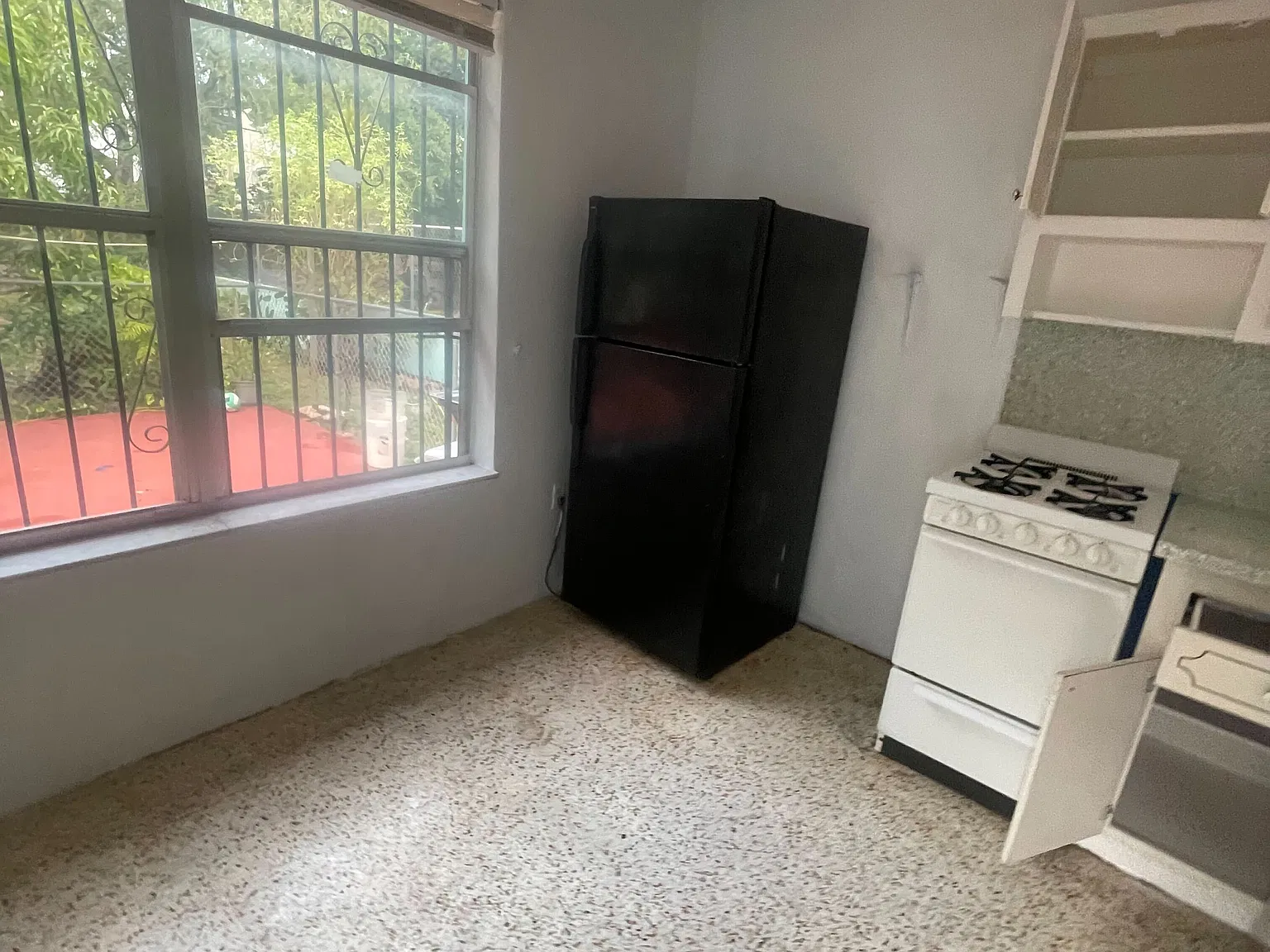 1 bed, 600 sqft, $1,585 — Photo 2