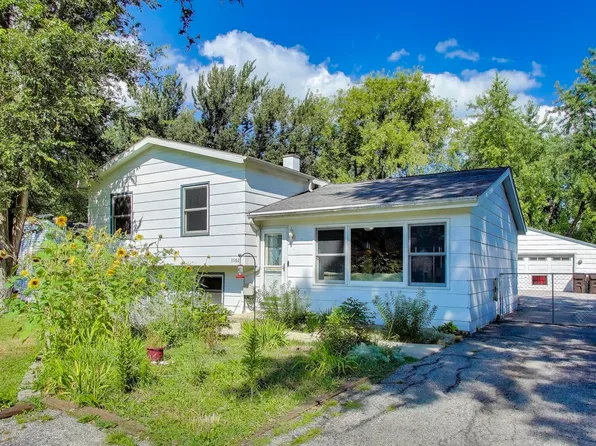 1702 Knoll Ave, McHenry, IL 60050