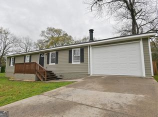 335 Poplar Ave, Social Circle, GA 30025