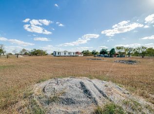 Somerset Rd, Somerset, TX 78073