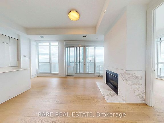 3rd image of 7 Grenville St #6111