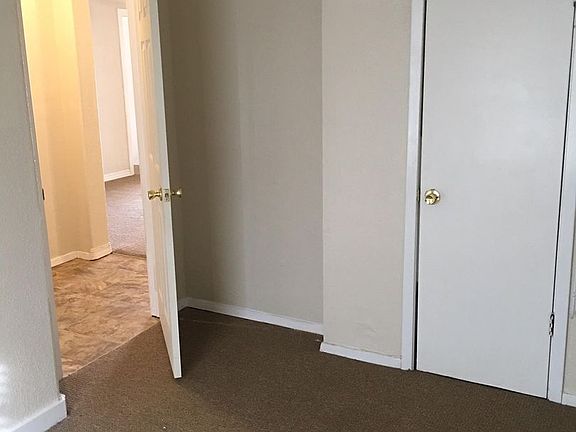 5th image of 717 W 17th St