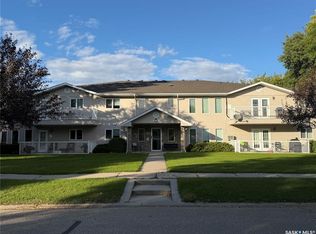 304 3rd Ave E #203, Watrous, SK S0K4T0