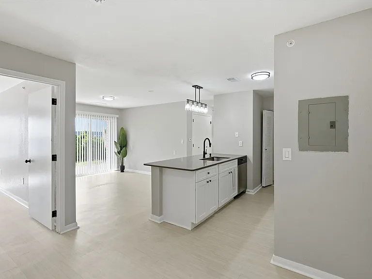 The Villas at North Oak — Photo 13