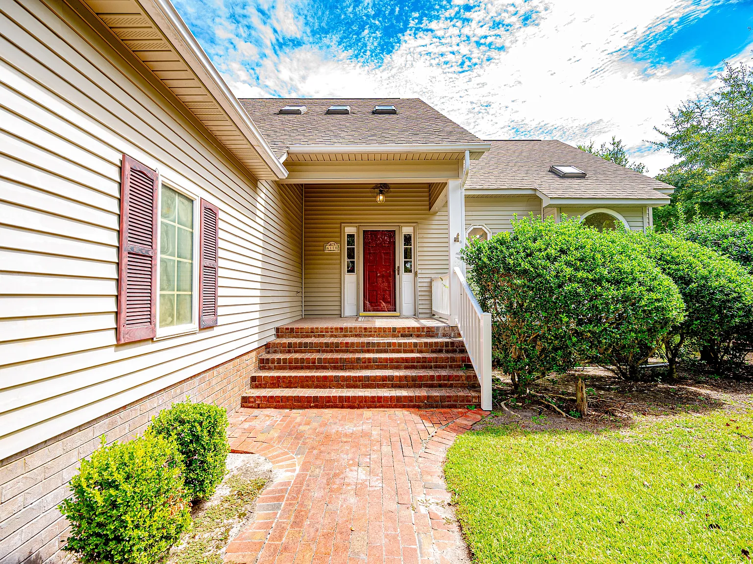 6118 Gondolier Drive - 1 — Photo 4