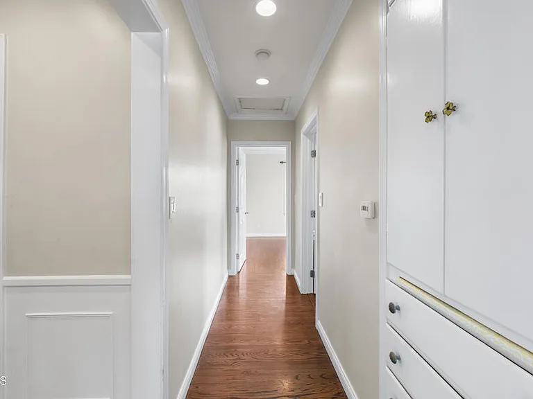 3101 N Olive Ave — Photo 18