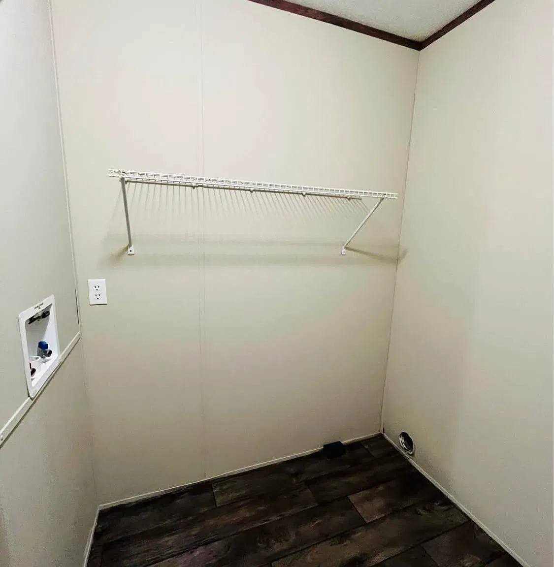 3 bed, 1216 sqft, $999 — Photo 4