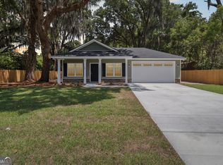 1153 Mentionville Rd, Darien, GA 31305