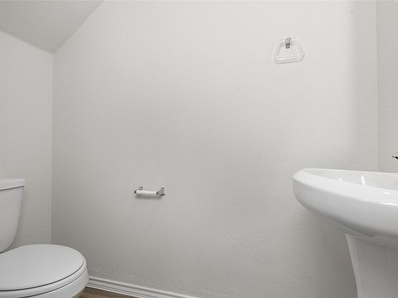 3rd image of 133 Varner Way
