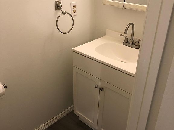 5th image of 168 Fishback Rd #C