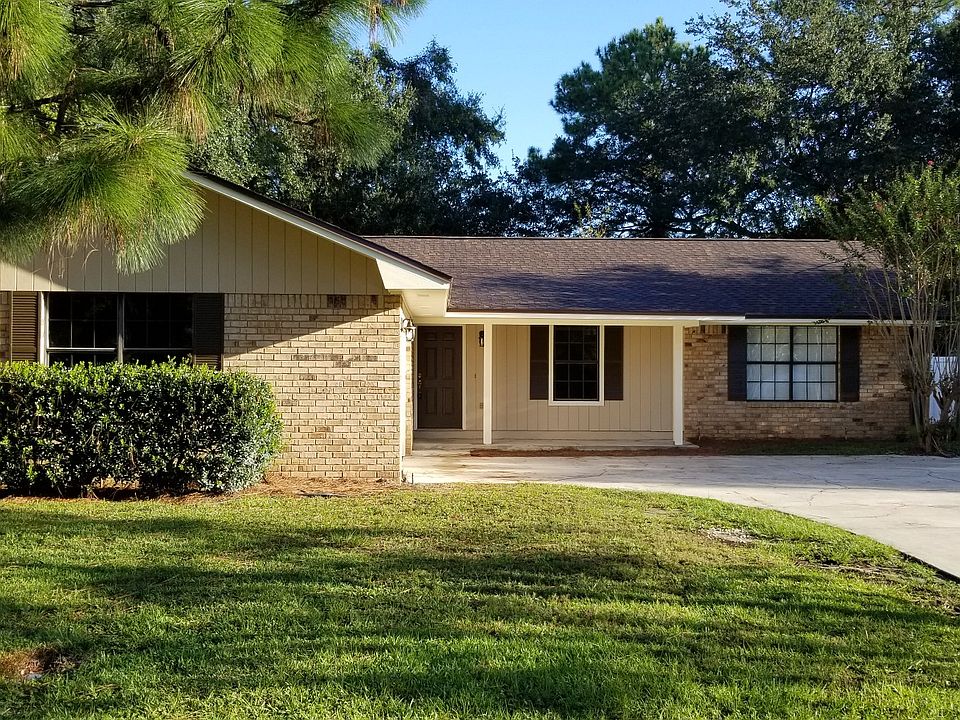 2nd image of 3072 Raines St