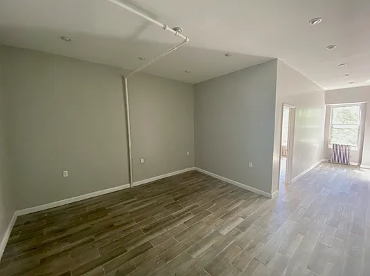 Rented by Triplemint | media 11