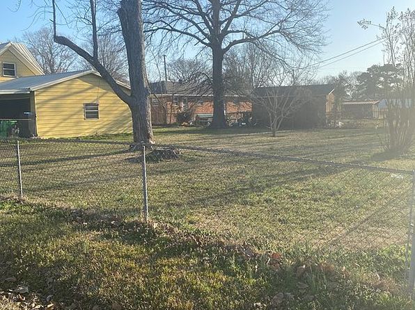 701 E 3rd St, Carlisle, AR 72024