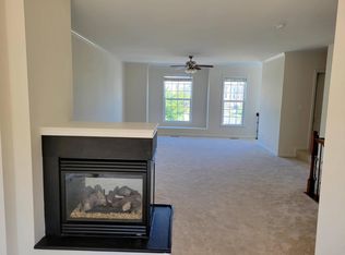 25129 Sweet Myrtle Sq, Aldie, VA 20105
