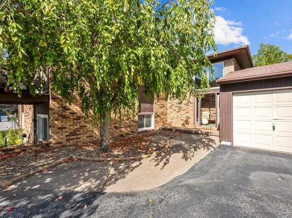 3810 Spring St, Davenport, IA 52807