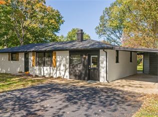 224 Smith Ln, Hanover, IN