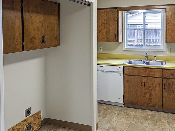4th image of 2506 Wilark Dr NW #1979