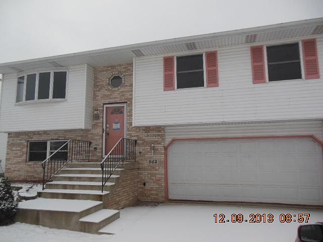 1st image of 863 Capitol Dr