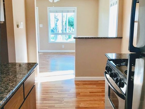 3rd image of 2658 Broadway #9