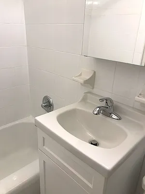 Rented by Paley Management | media 16