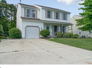 623 School House Rd, Williamstown, NJ 08094