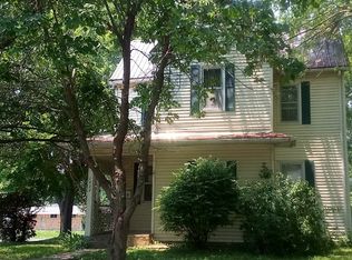 1422 S Harrison Ave, Sedalia, MO 65301