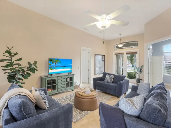 31 Tahiti Rd, Marco Island, FL 34145