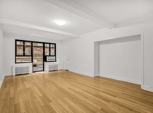 307 E 44th St APT 219, New York, NY 10017