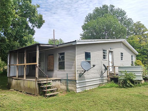 4th image of 203 Levy St