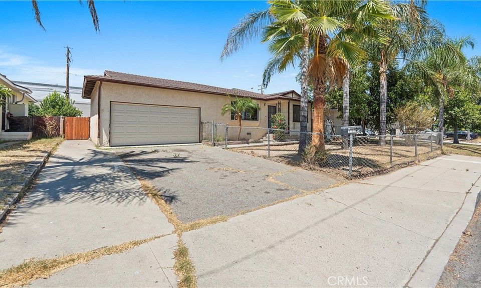 1st image of 19026 Grove Pl